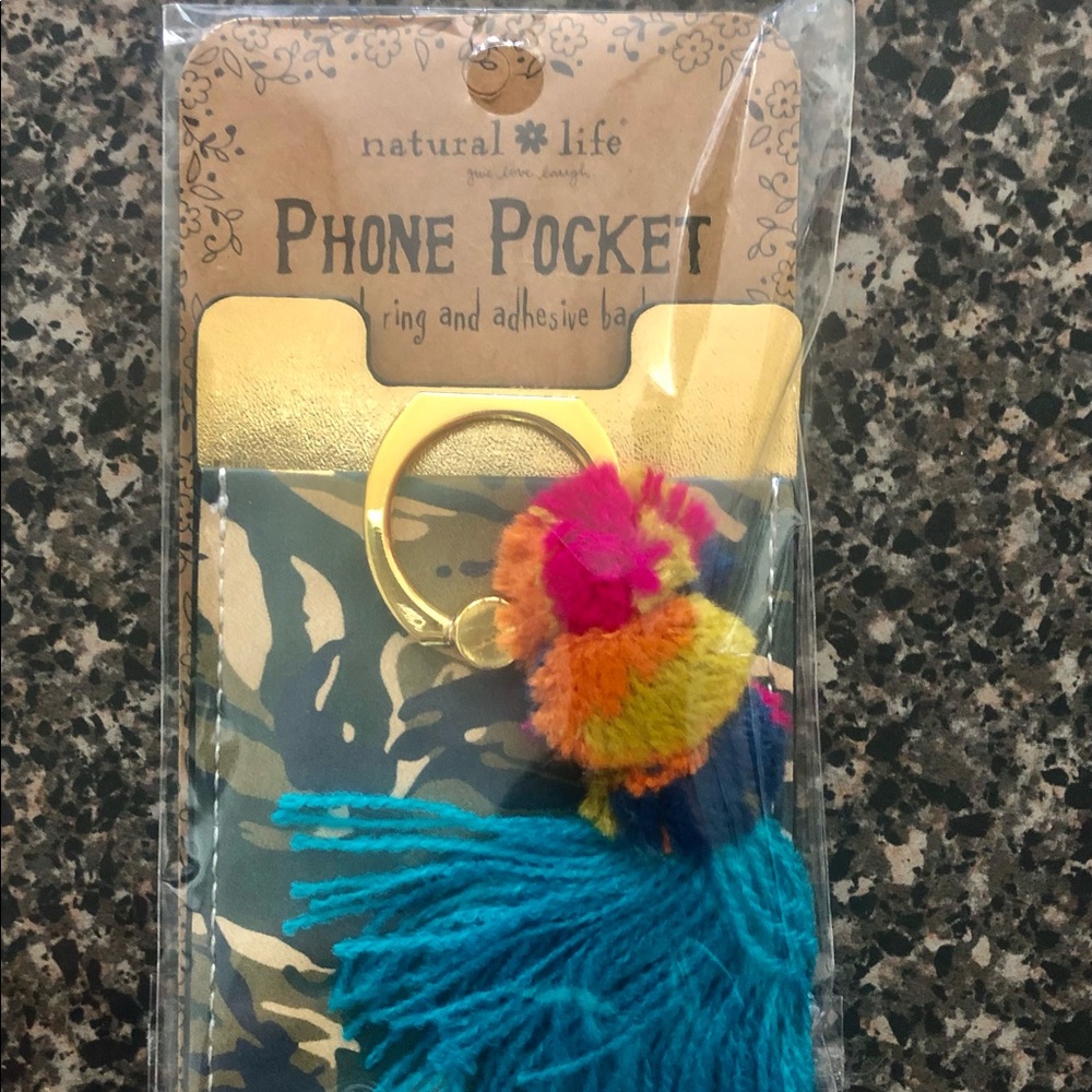 Natural Life Phone pocket (camo & gold) with ring and tassel - New